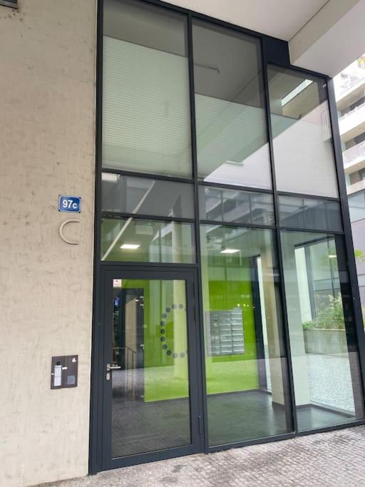 Apartment Karel With Garage Parking Praga Exterior foto